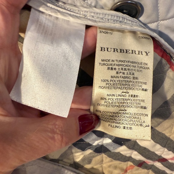Burberry Cream Quilted Jacket - Picture 6 of 14